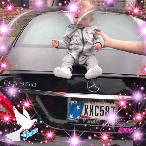 Meet your Posher, Fatmire - Picture 1 of 1